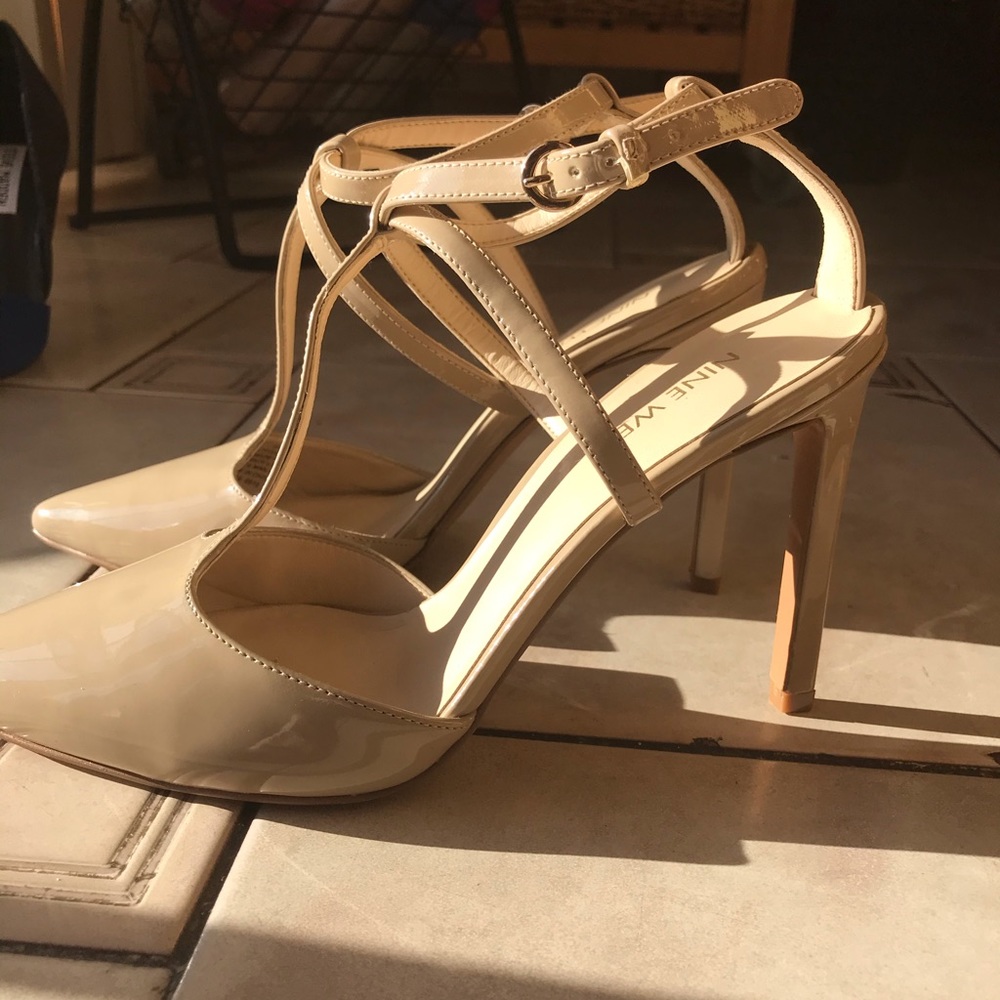 Nine West Nude Heels